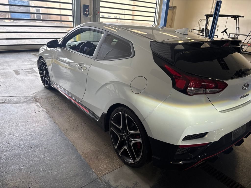 Used 2020 Hyundai Veloster N w/ Performance Package FWD image 6