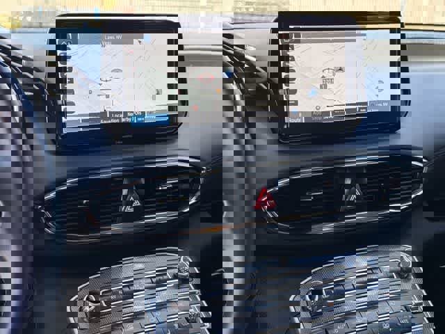 Used 2023 Hyundai Santa Fe SEL image 20