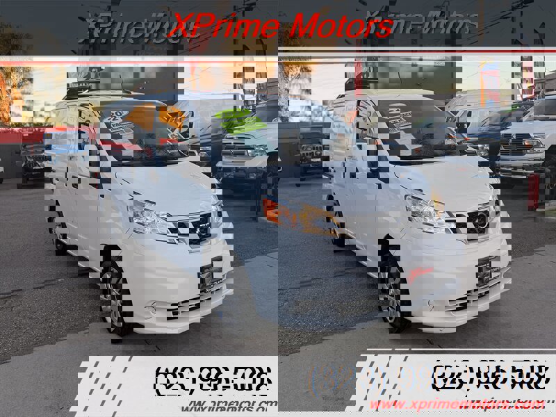 Used 2021 Nissan NV200 SV w/ Back Door Glass Package image 1