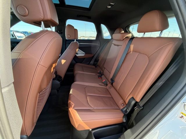 Used 2025 Audi Q3 2.0T Premium image 21