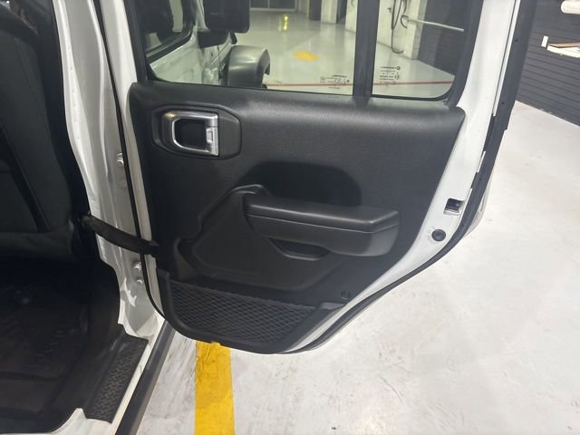 Used 2020 Jeep Wrangler Unlimited Willys image 35