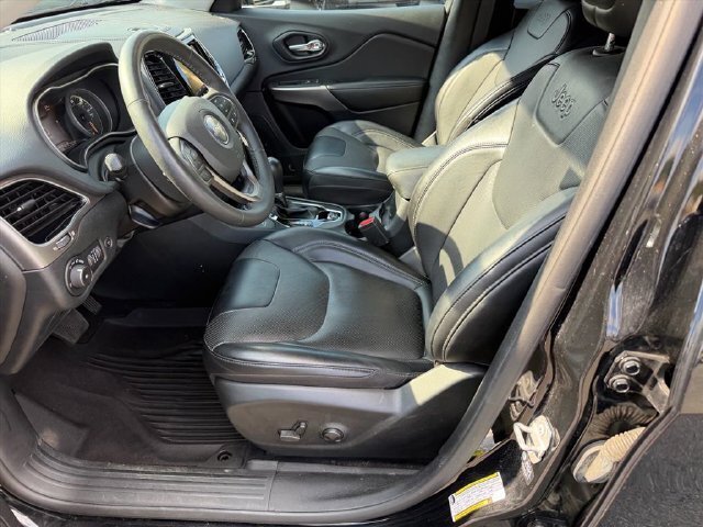 Used 2022 Jeep Cherokee Limited AWD/4WD image 8