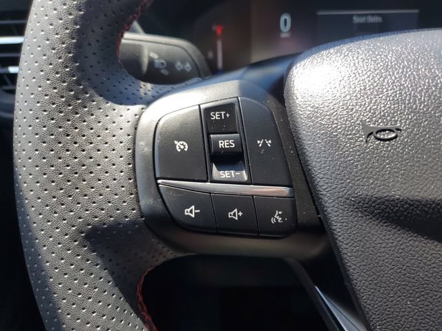 Used 2025 Ford Escape ST-Line FWD image 22