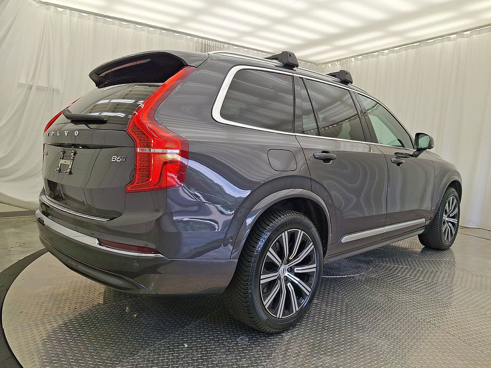 Used 2023 Volvo XC90 B6 Plus w/ Protection Package Premier AWD/4WD image 28