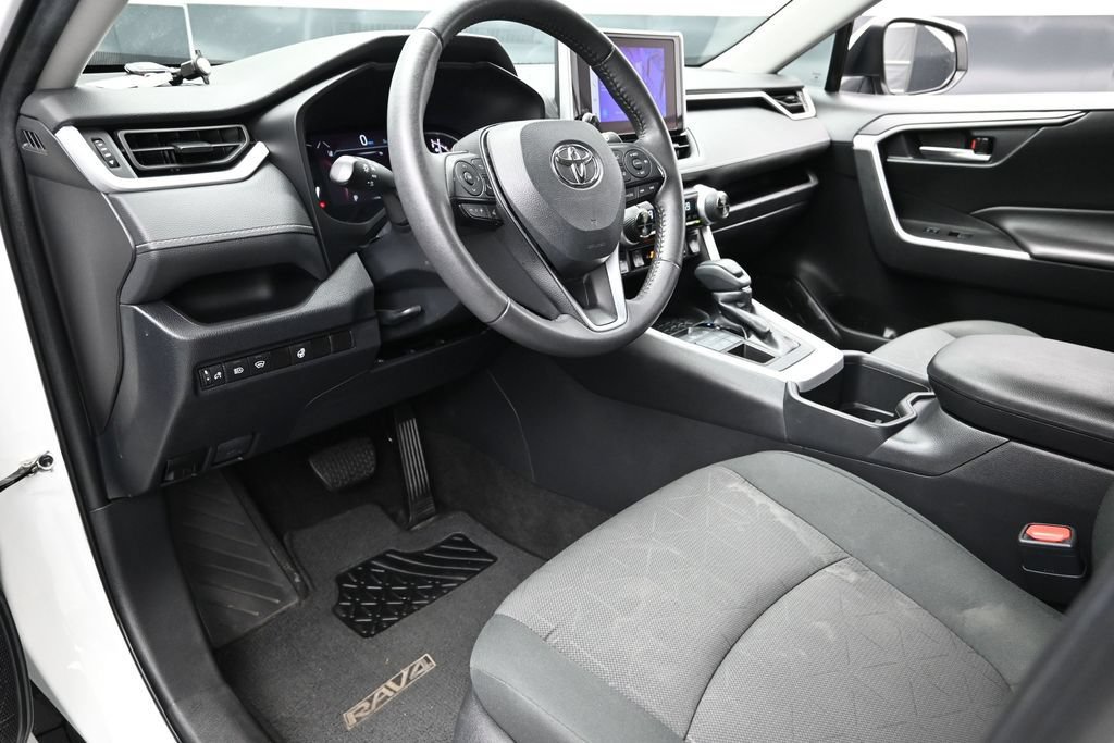 Used 2024 Toyota RAV4 XLE w/ Weather Package AWD/4WD image 16