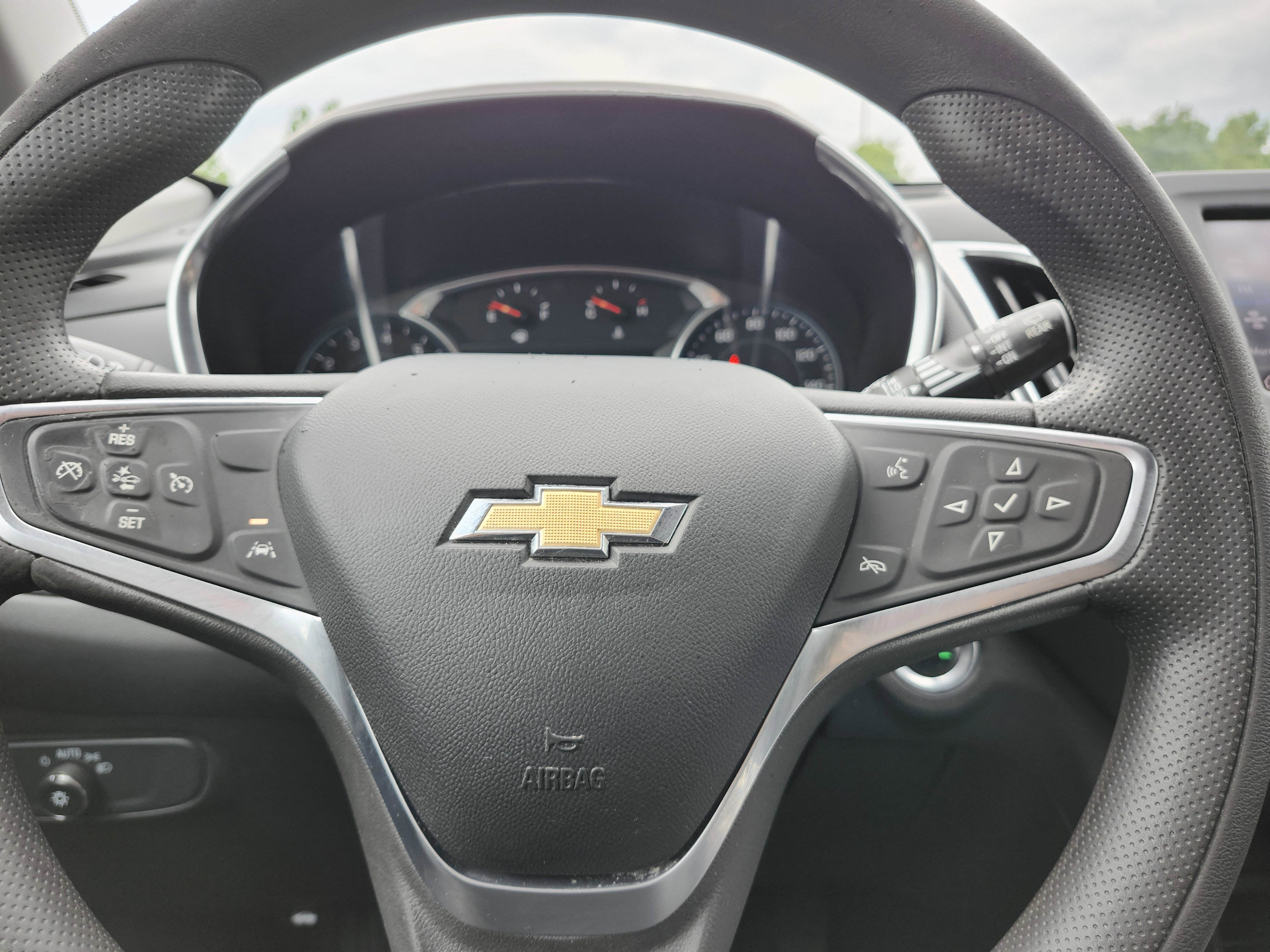 Used 2022 Chevrolet Equinox LT FWD image 26