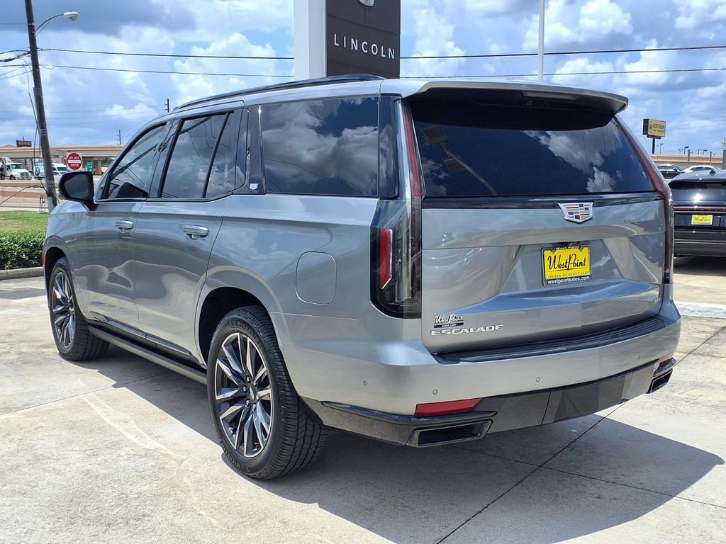 Used 2024 Cadillac Escalade Sport w/ Touring Package AWD/4WD image 4