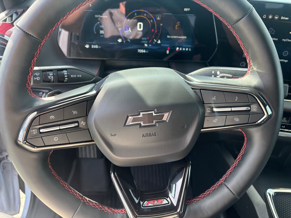 Used 2026 Chevrolet Equinox RS w/ Safety and Technology Package image 14