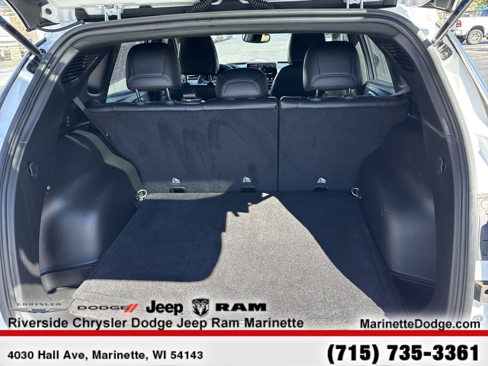 Used 2023 Jeep Compass Latitude AWD/4WD image 9