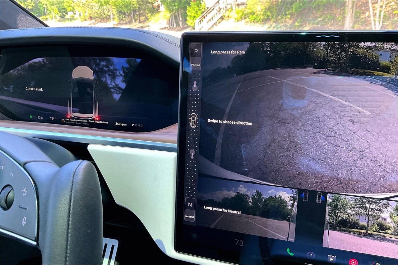 Used 2023 Tesla Model X AWD/4WD image 32