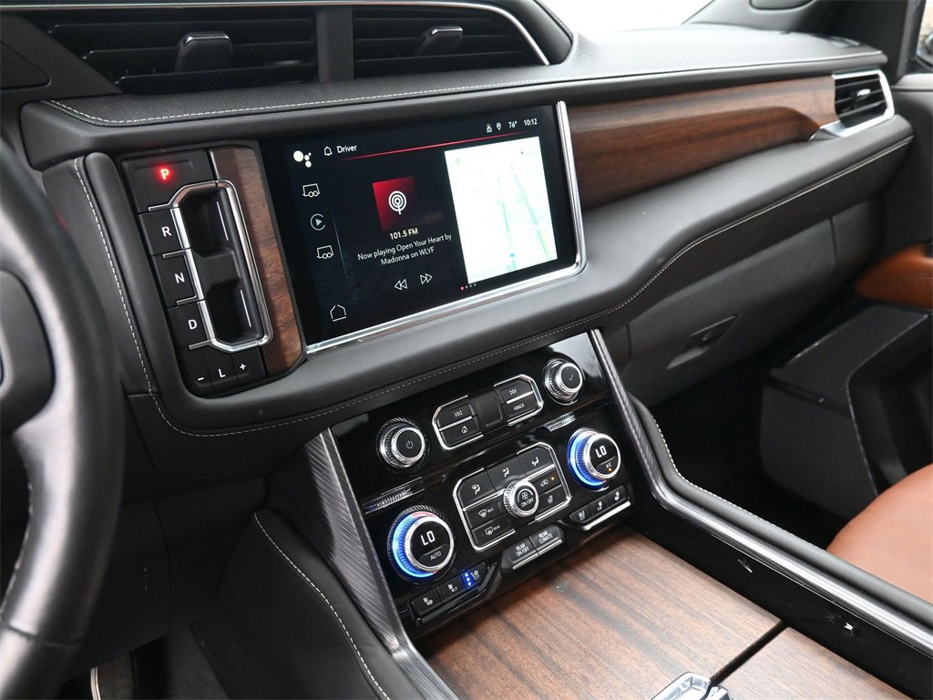 Used 2024 GMC Yukon XL Denali Ultimate image 8