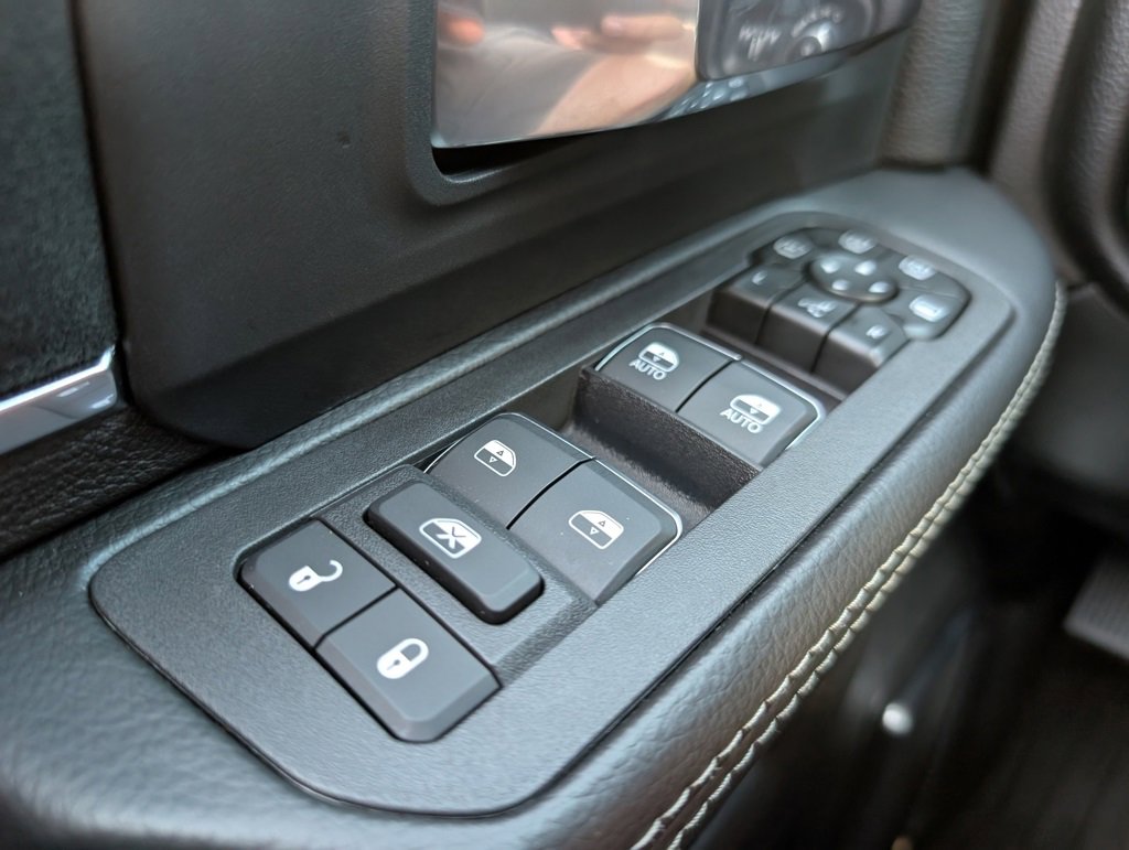 New 2025 RAM 2500 Laramie image 37