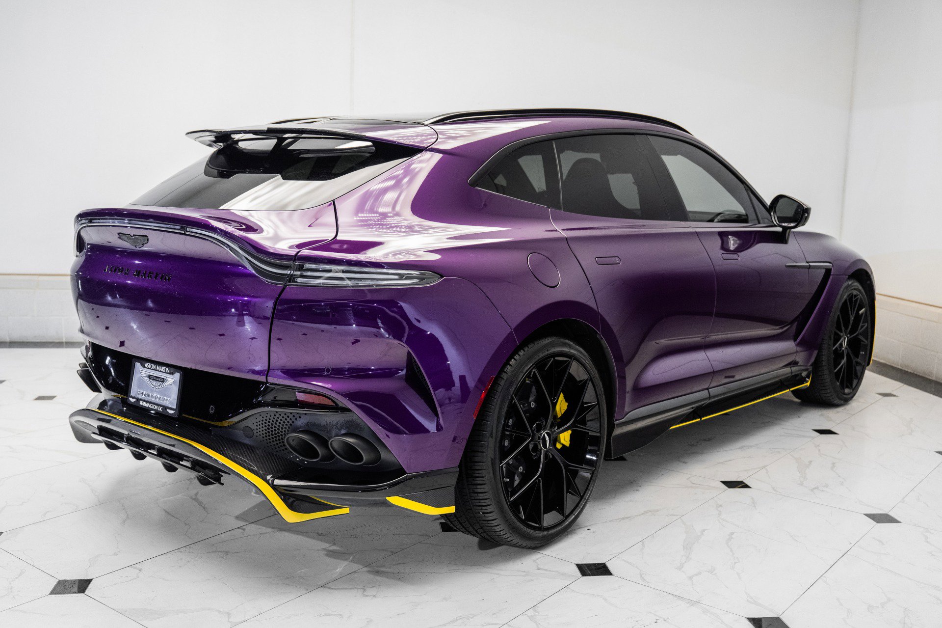 Used 2024 Aston Martin DBX 707 image 42