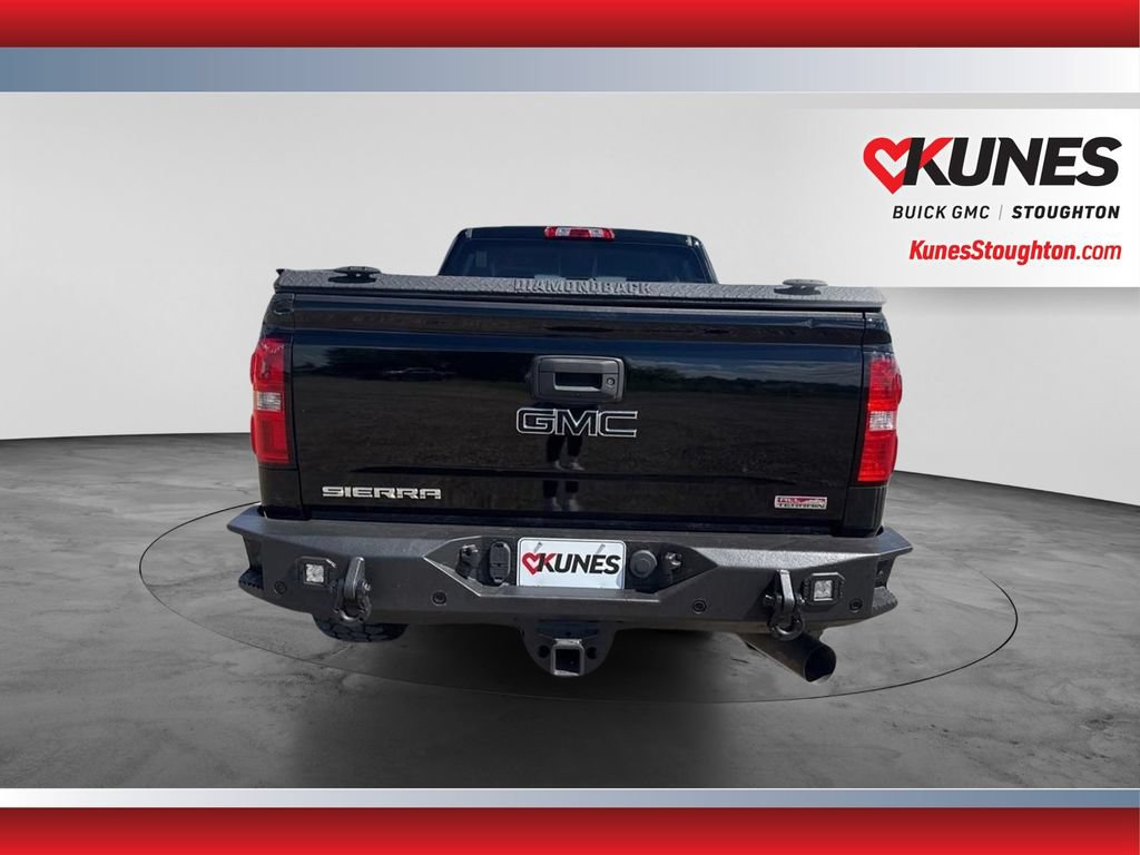Used 2018 GMC Sierra 2500 SLT w/ Duramax Plus Package AWD/4WD image 10