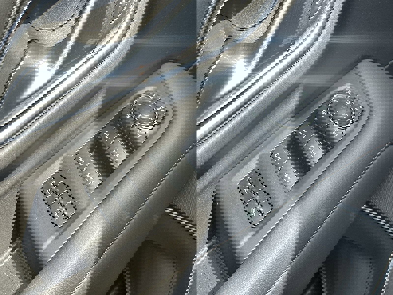 Used 2024 Chevrolet Tahoe High Country w/ Premium Package image 15