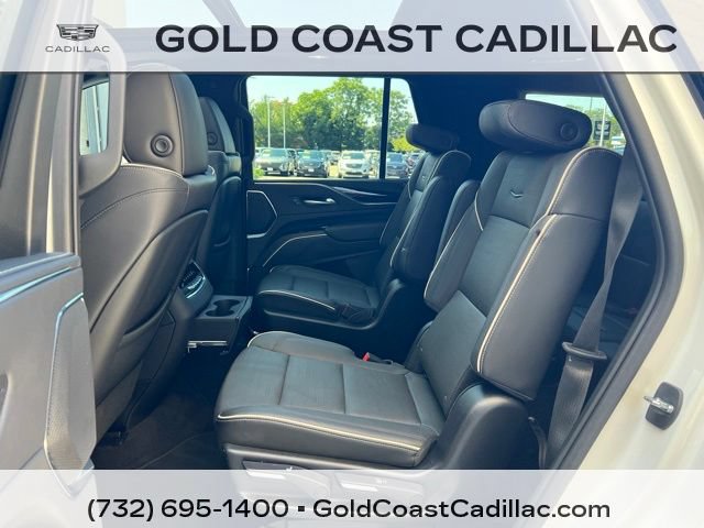 Certified 2023 Cadillac Escalade Sport w/ LPO, ONYX Package AWD/4WD image 18