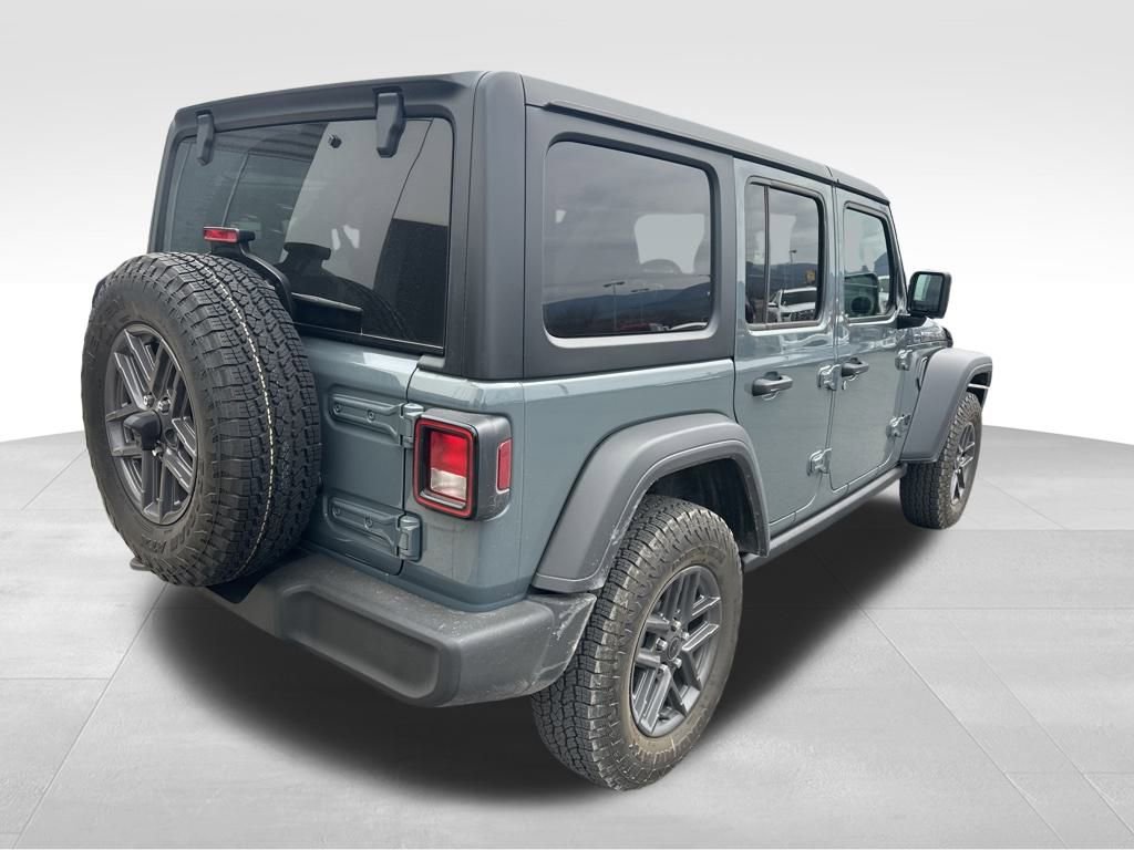 Used 2025 Jeep Wrangler Sport S image 5