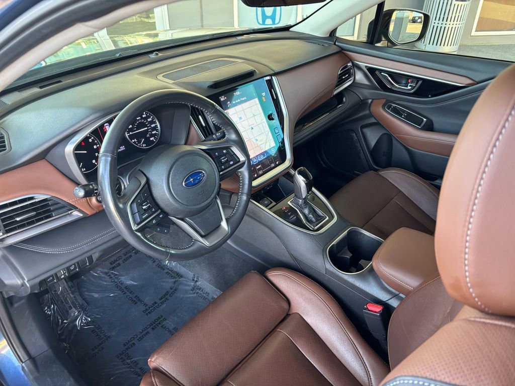 Used 2022 Subaru Outback Touring w/ Popular Package #2 image 9