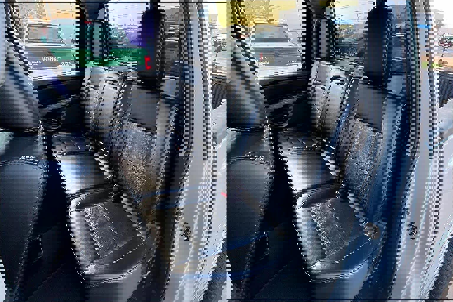 Used 2015 Nissan Titan SL w/ SL Moonroof Package image 20