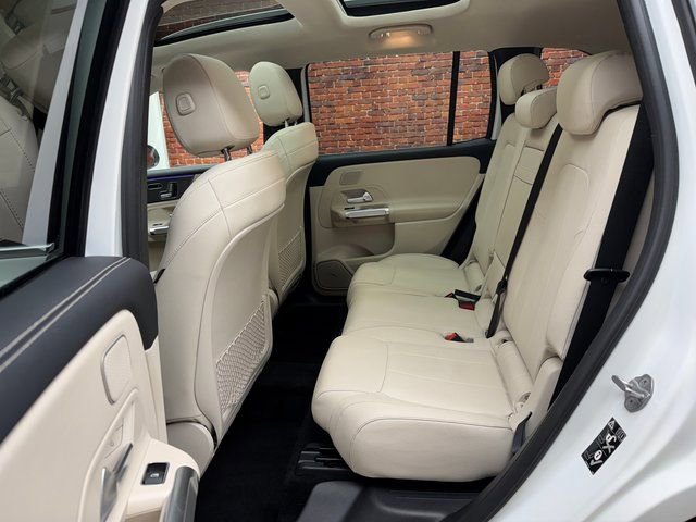 Certified 2021 Mercedes-Benz GLB 250 GLB 250 image 21