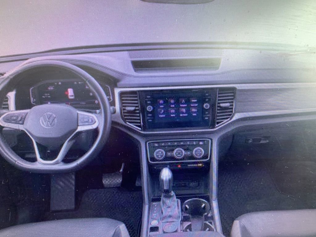 Used 2021 Volkswagen Atlas SEL Premium image 12