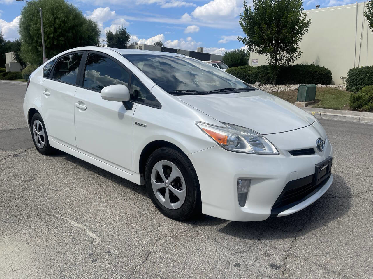 Used 2015 Toyota Prius Three image 9