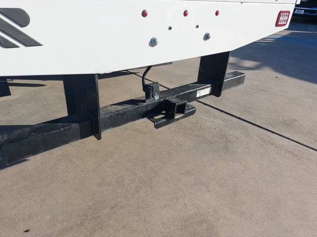 New 2026 Ford F550 4x4 Crew Cab image 8
