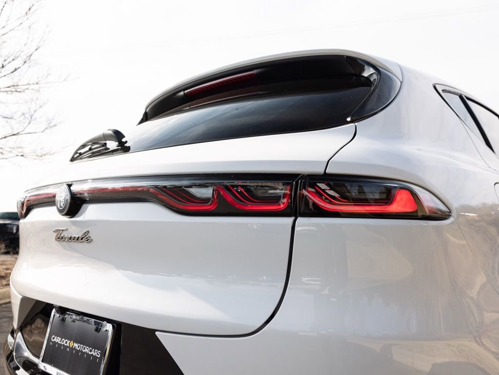 New 2026 Alfa Romeo Tonale w/ Black Premium Package image 49