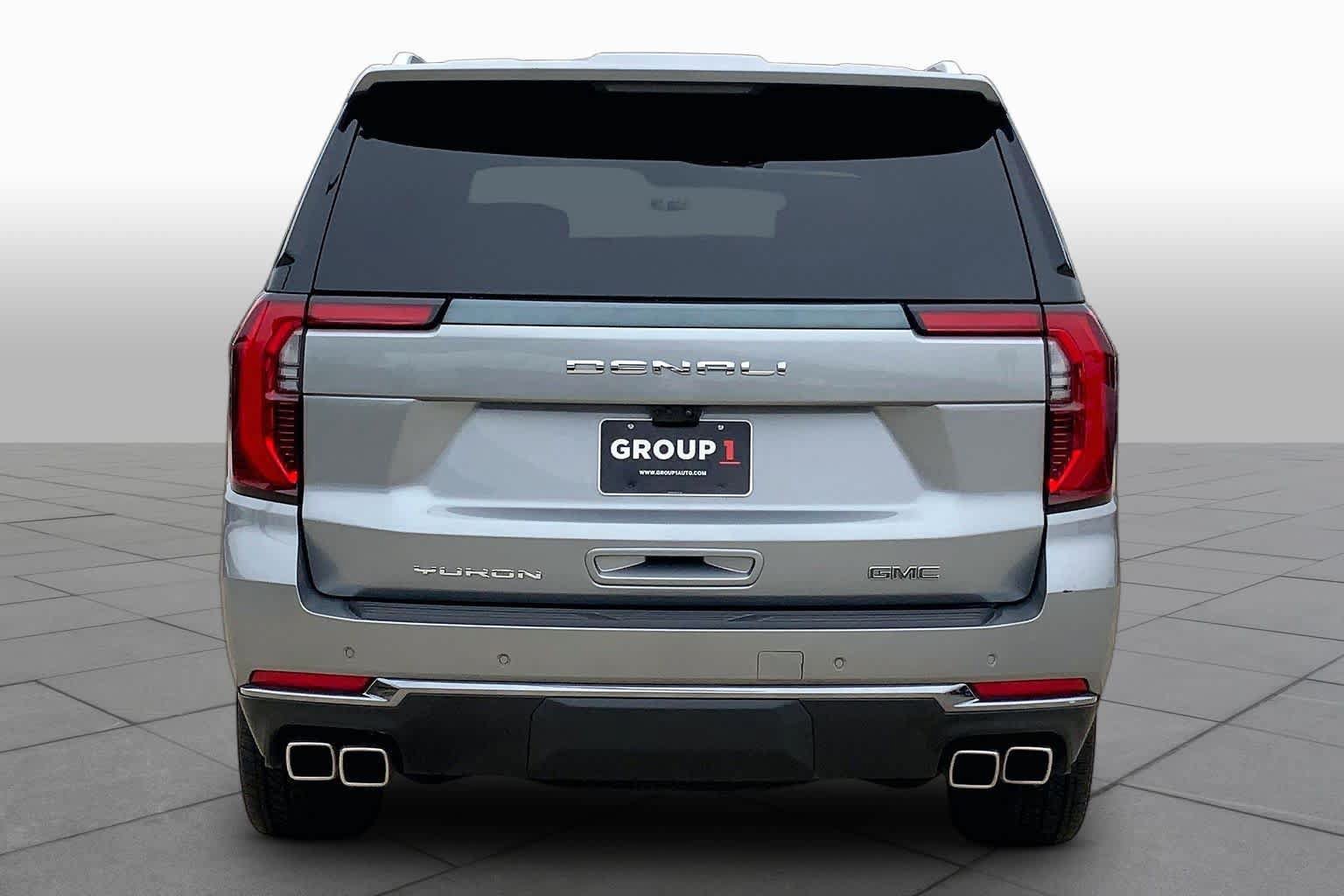 Certified 2025 GMC Yukon Denali Ultimate AWD/4WD image 5