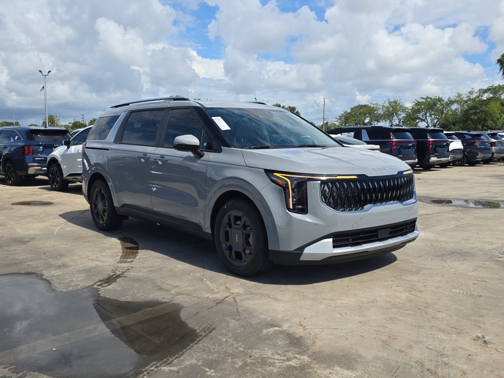 New 2026 Kia Carnival EX FWD image 2