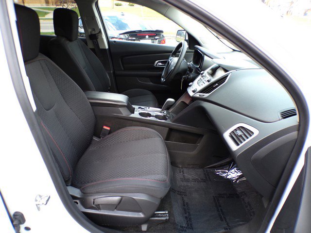 Used 2015 GMC Terrain SLE FWD image 17