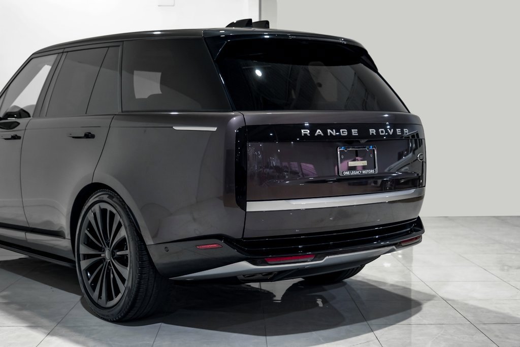 Used 2023 Land Rover Range Rover First Edition image 14