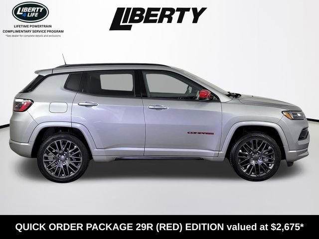 Used 2023 Jeep Compass Limited AWD/4WD image 2