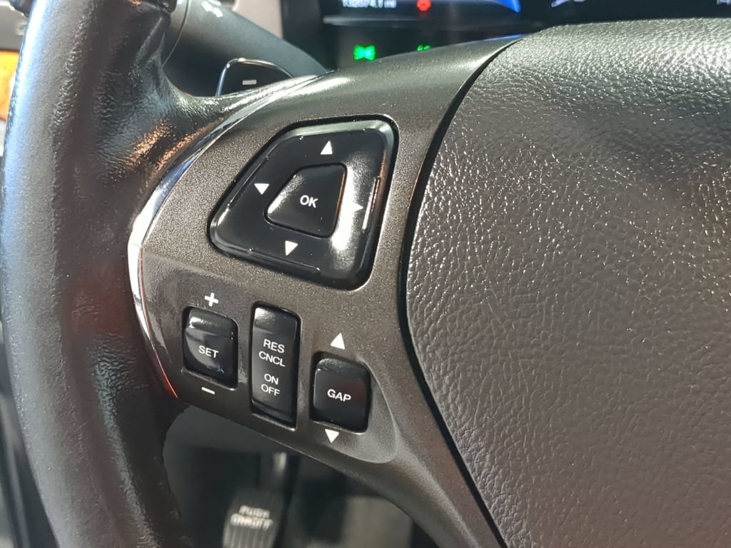 Used 2015 Lincoln MKS AWD w/ Equipment Group 201A image 29