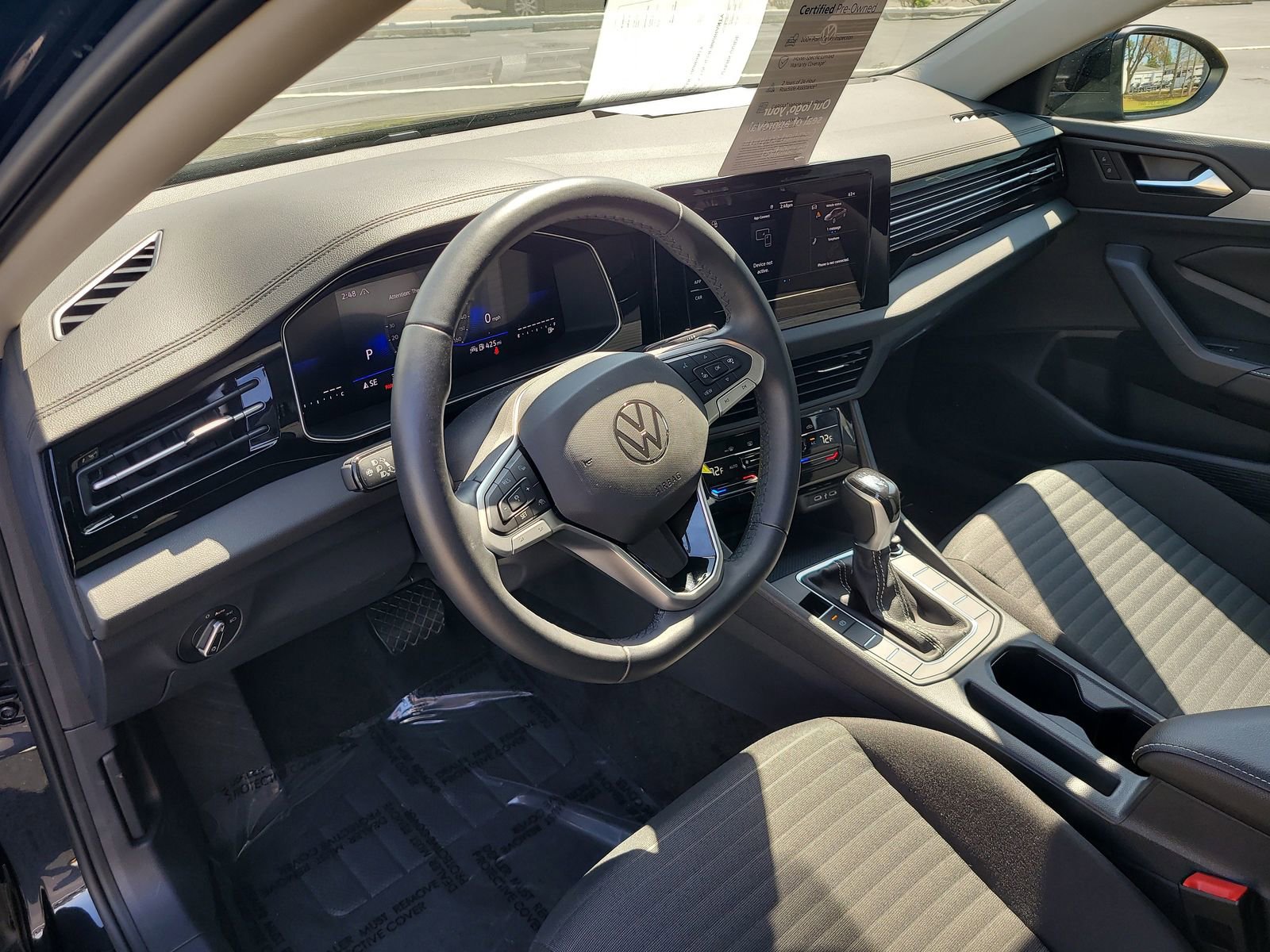 Certified 2025 Volkswagen Jetta S image 19