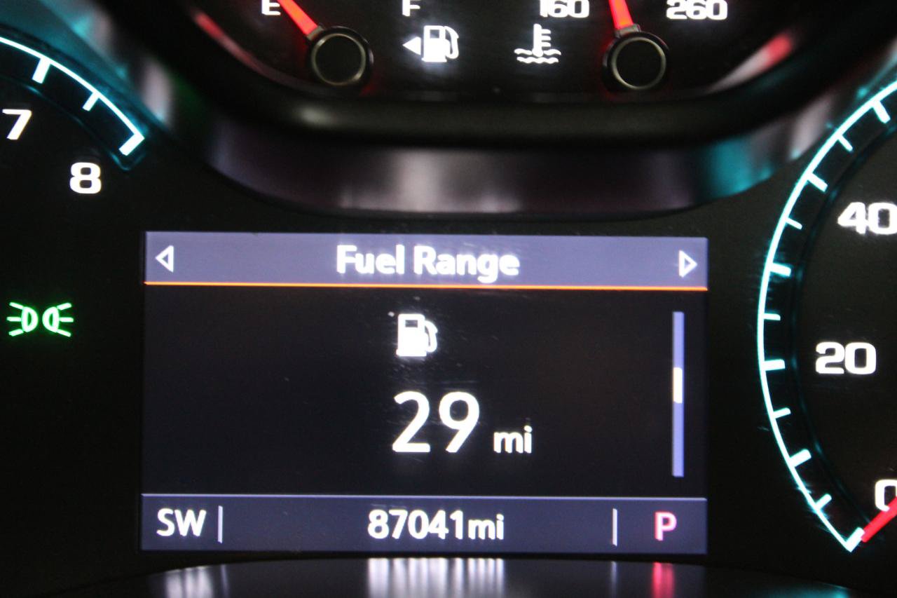 Used 2021 Chevrolet Colorado Z71 w/ Z71 Midnight Edition AWD/4WD image 21