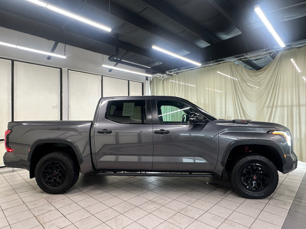 Used 2024 Toyota Tundra Limited AWD/4WD image 3