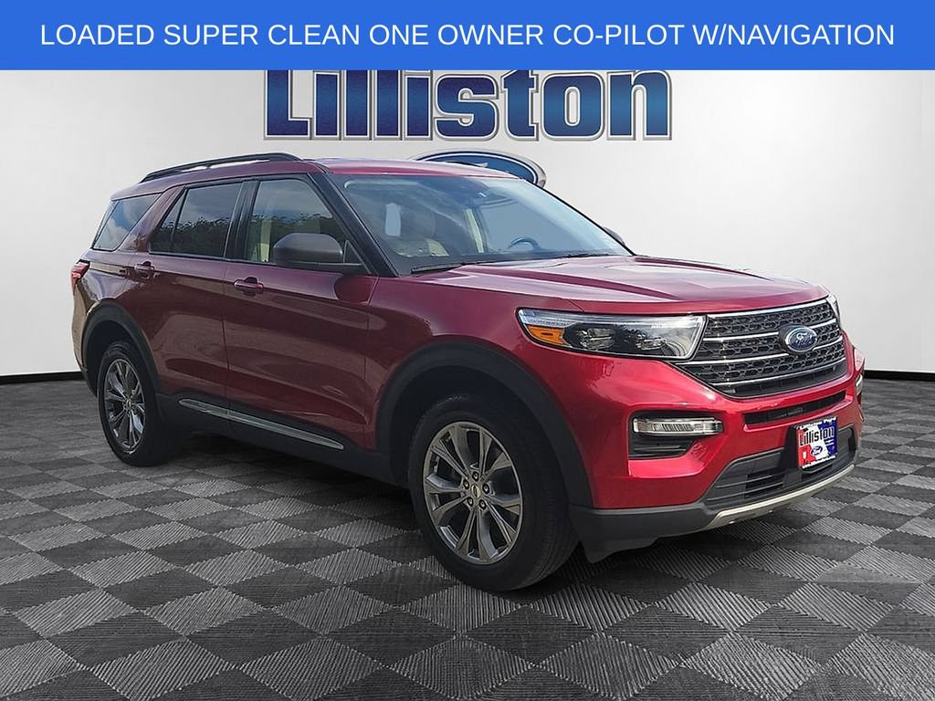Used 2022 Ford Explorer XLT w/ Equipment Group 202A AWD/4WD image 3