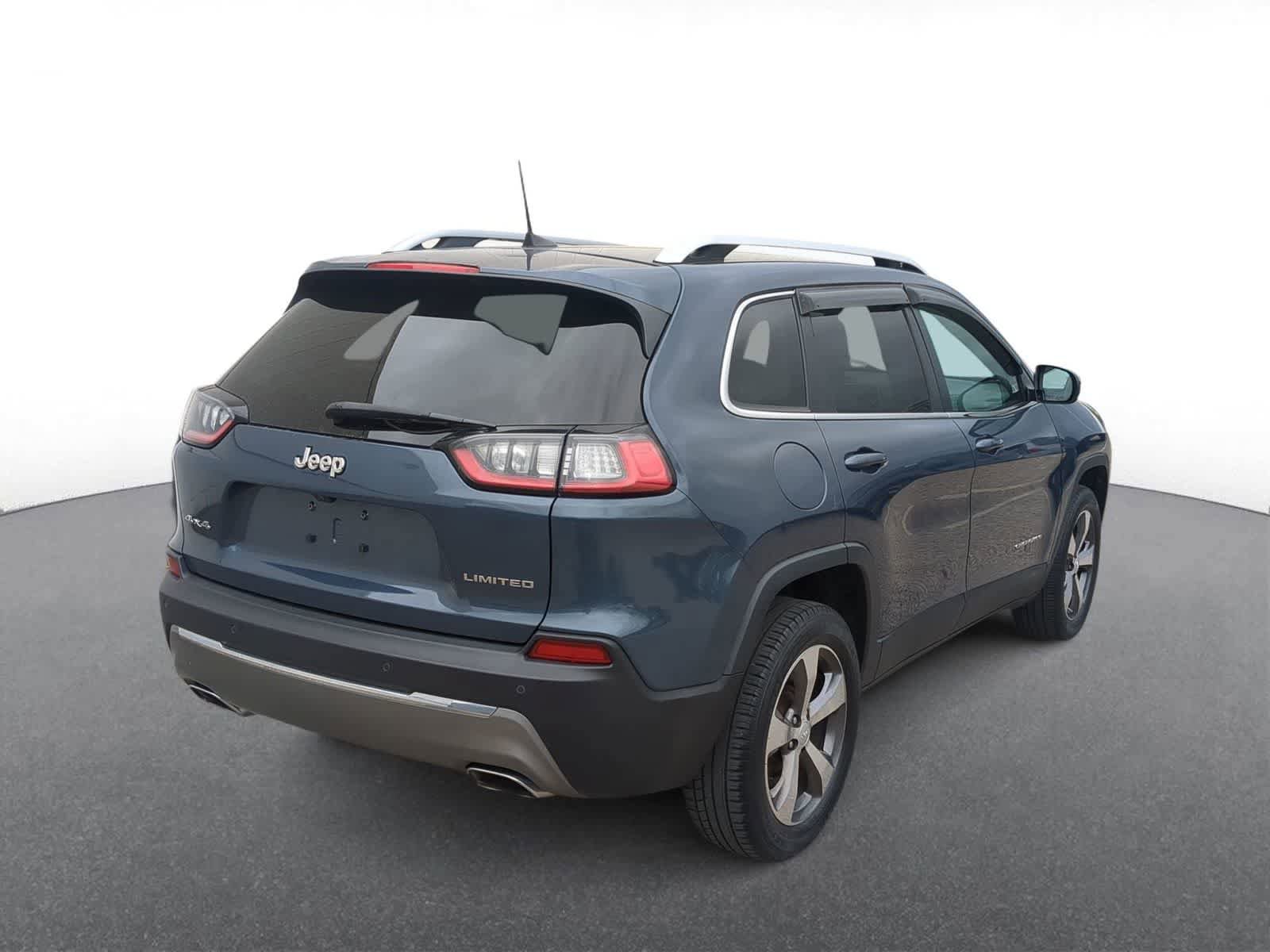 Certified 2019 Jeep Cherokee Limited AWD/4WD image 8
