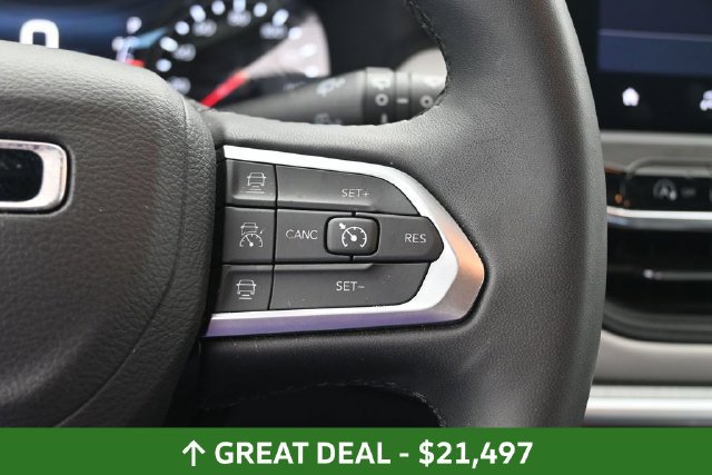 Used 2025 Jeep Compass Limited AWD/4WD image 35