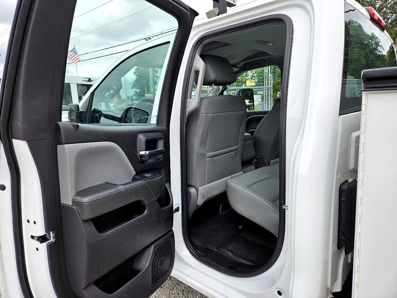 Used 2019 Chevrolet Silverado 2500 W/T image 23
