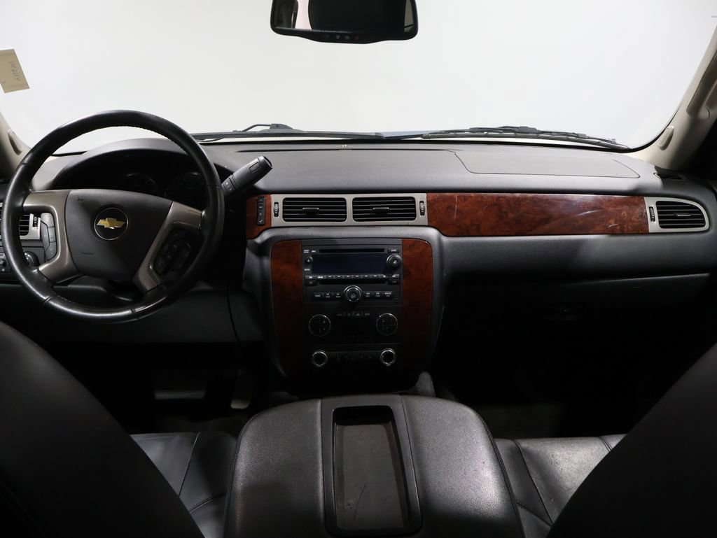 Used 2013 Chevrolet Tahoe LT w/ Luxury Package image 18