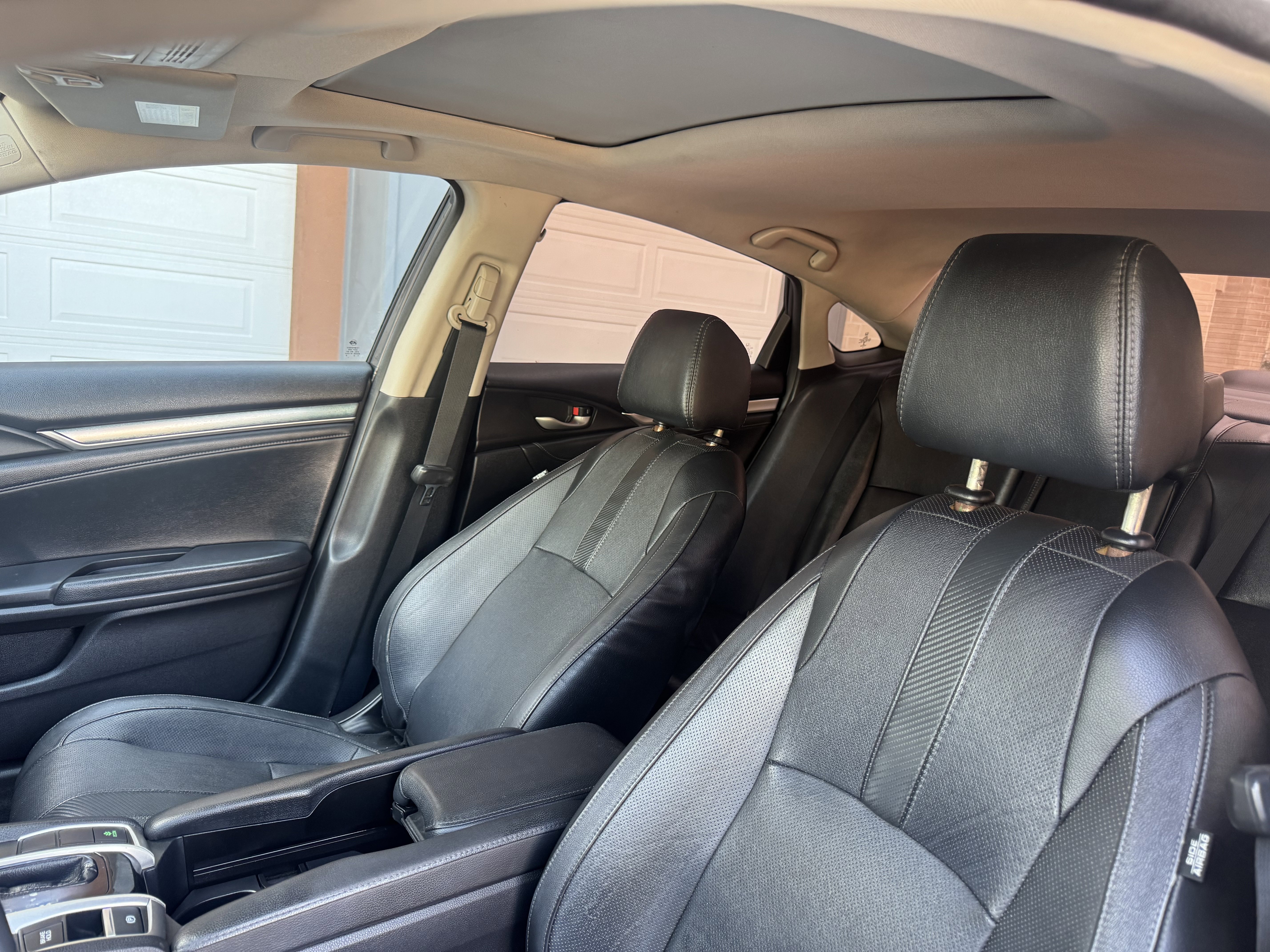 Used 2016 Honda Civic Touring image 16