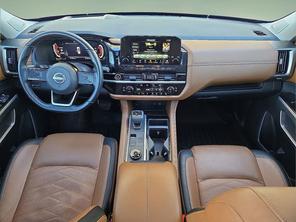 Used 2022 Nissan Pathfinder Platinum w/ Cargo Package image 18