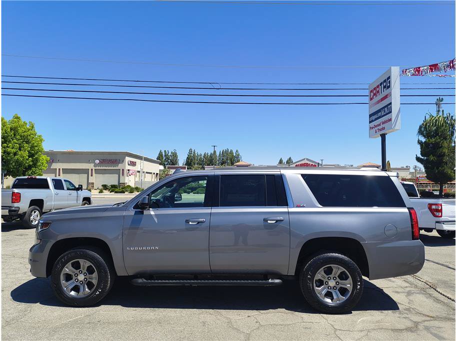 Used 2020 Chevrolet Suburban LT w/ Off-Road Package AWD/4WD image 18