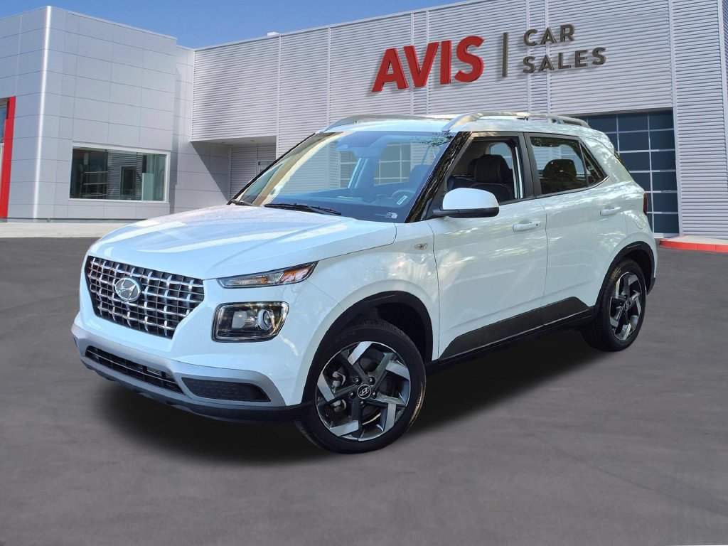 Used 2026 Hyundai Venue SEL FWD image 1