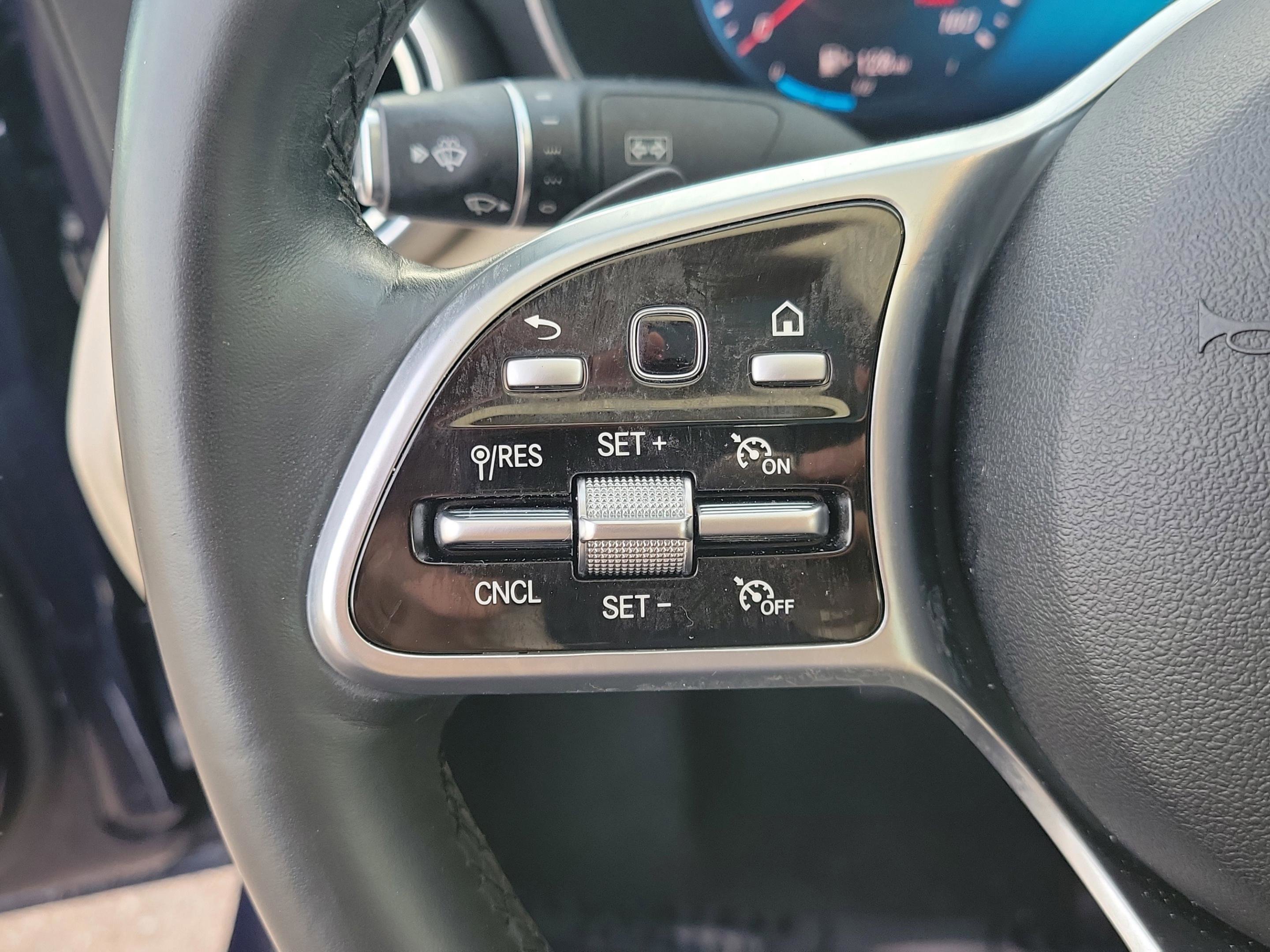 Used 2020 Mercedes-Benz C 300 C 300 image 26