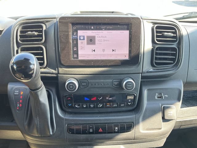 Used 2025 RAM ProMaster 2500 w/ Convenience Group FWD image 14