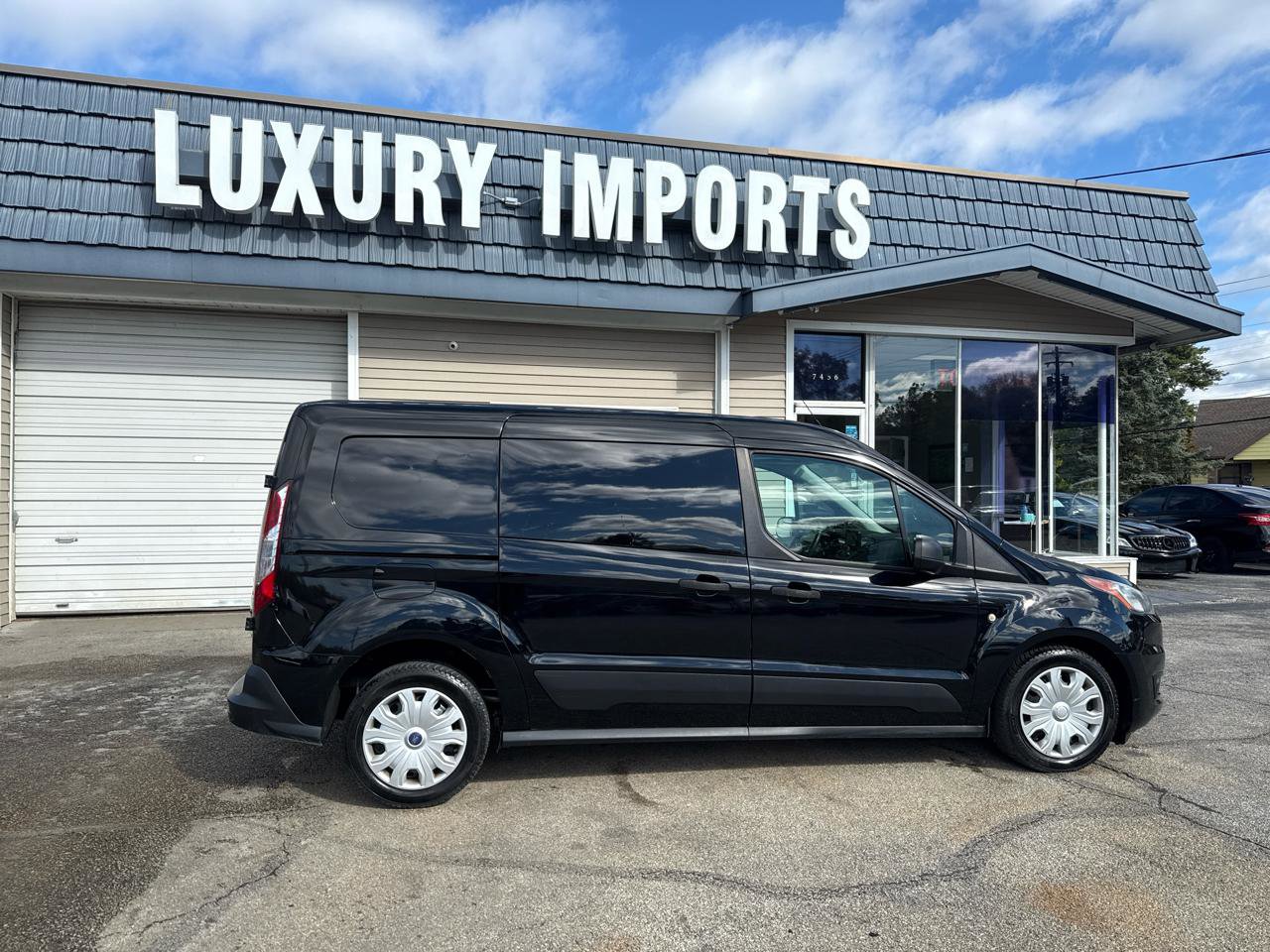 Used 2019 Ford Transit Connect XLT w/ Driver-Assist Package image 4