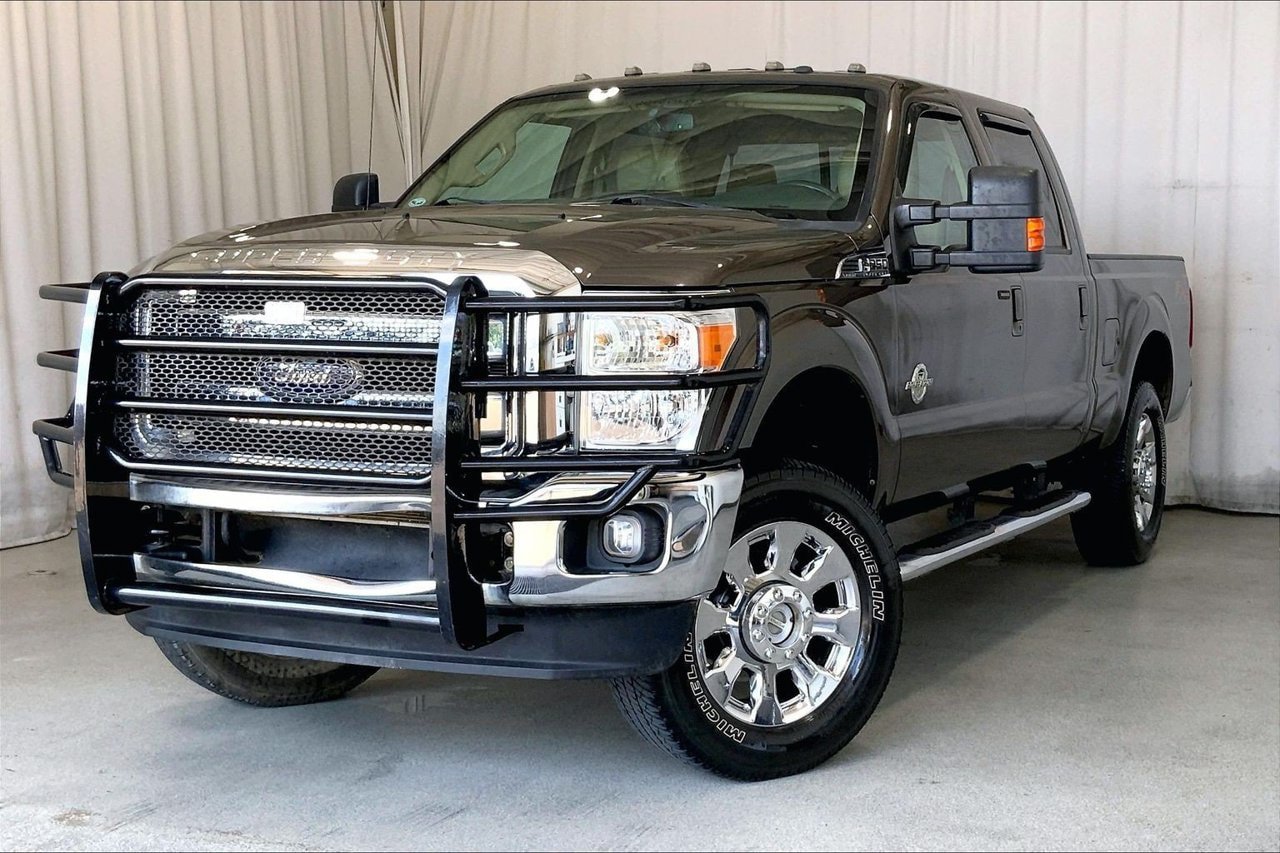 Used 2016 Ford F250 Lariat w/ Lariat Interior Package AWD/4WD image 12